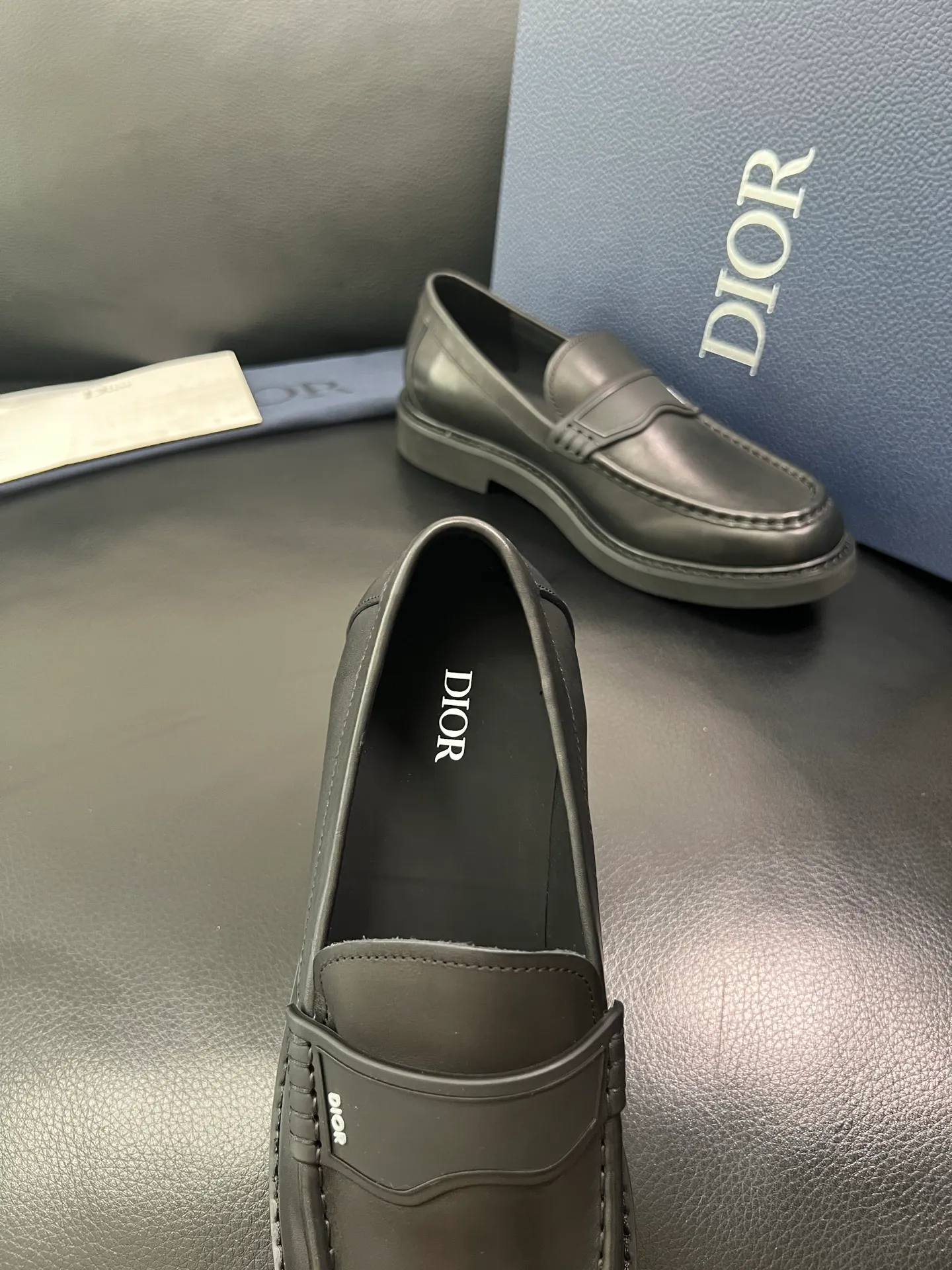 Men's men's shoes💰860 Dior top crafts Dior counter synchronization, original factory configuration, original cowhide fabric imported from Italy, breathable and comfortable imported water-dyed cow lining, sole: original factory special supply original sole super comfortable, original factory with single goods high quality, you can enter and exit the counter at will, welcome to compare counter synchronization, code number 39-44 (order 38 45) 85853